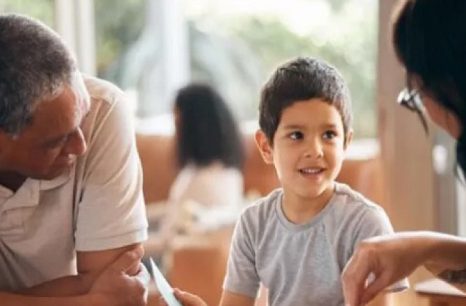 ’’فالو‘‘ اور ’’اَن فالو‘‘ کا تماشا